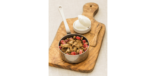 Crumble au kocha au gingembre, à la rhubarbe et à la pomme