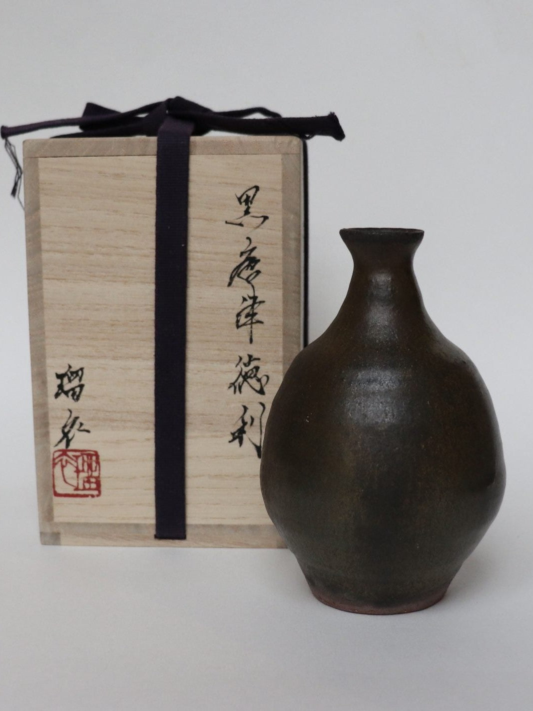 Caraffa per saké Tokkuri / "Kurogaratsu" Rui Mitô