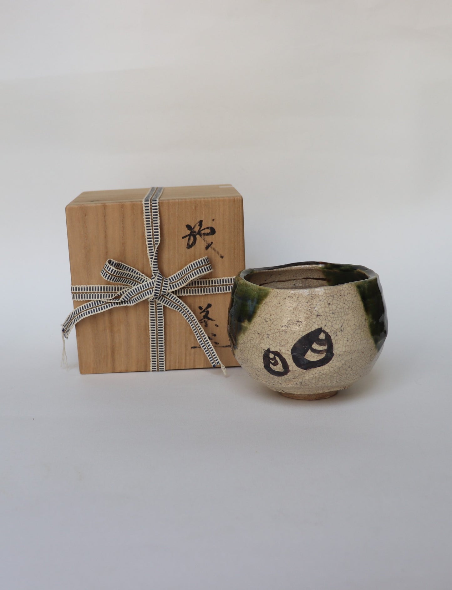 Bol à matcha / Mino Kato Syutei Shodai ORIBE Seto/Akazu-yaki
