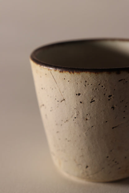 Tasse / ICHIOKA White brown edge S