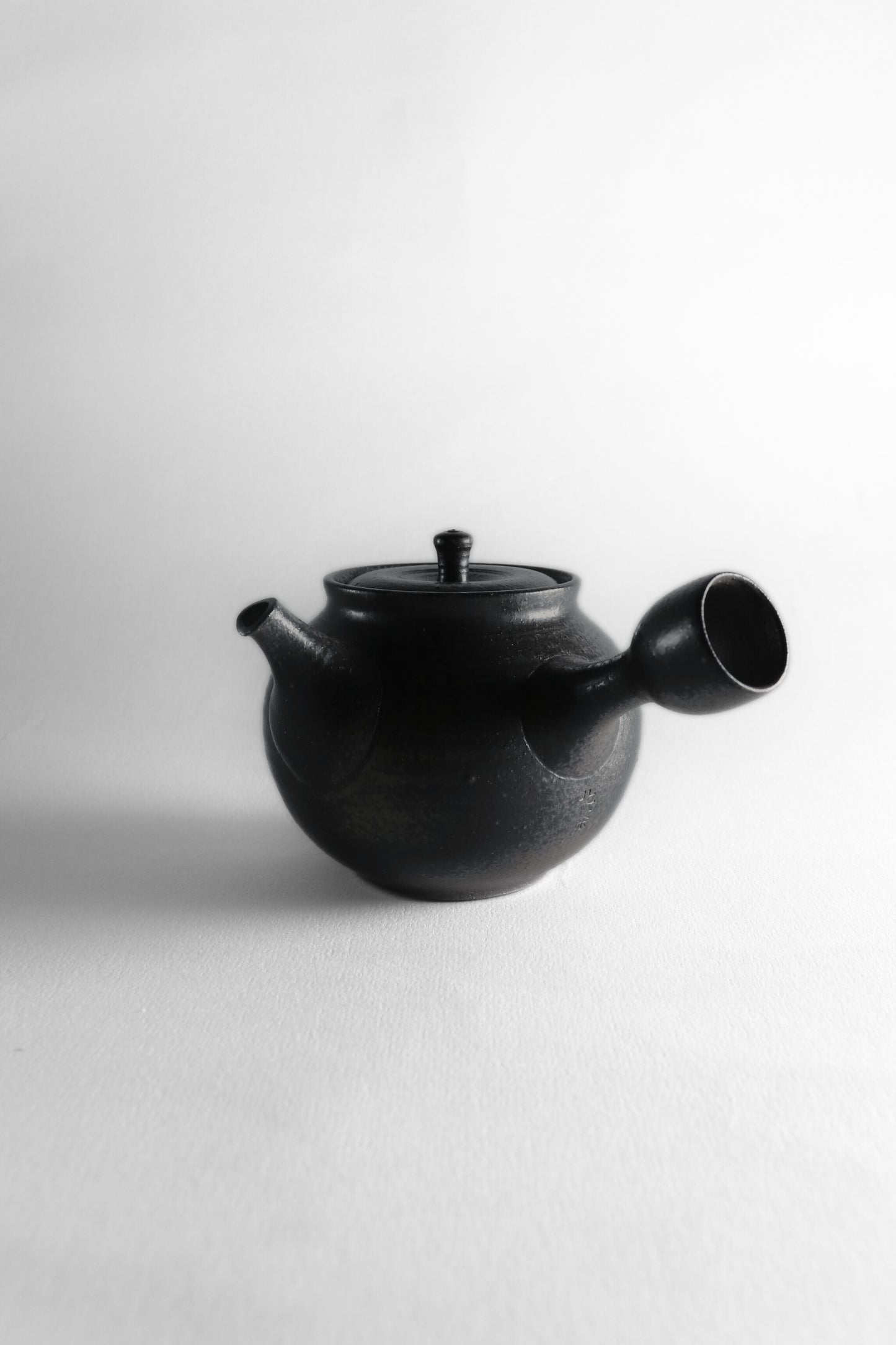 Stoneware kyusu teapot / Tokonamé Shimizu Genji Kokuyohen