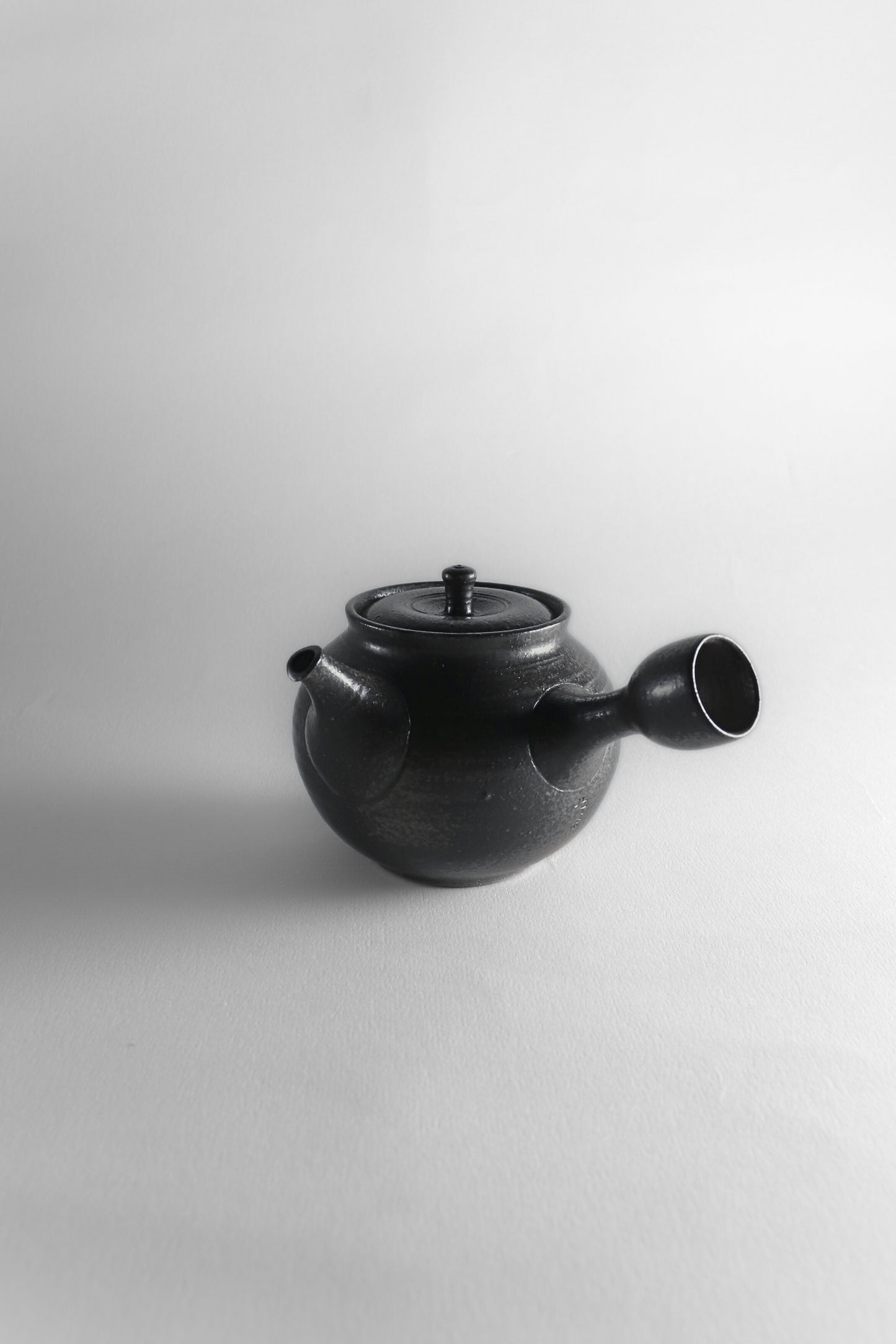 Stoneware kyusu teapot / Tokonamé Shimizu Genji Kokuyohen