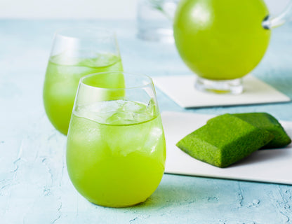 Preparing Japanese iced tea – Summer workshop